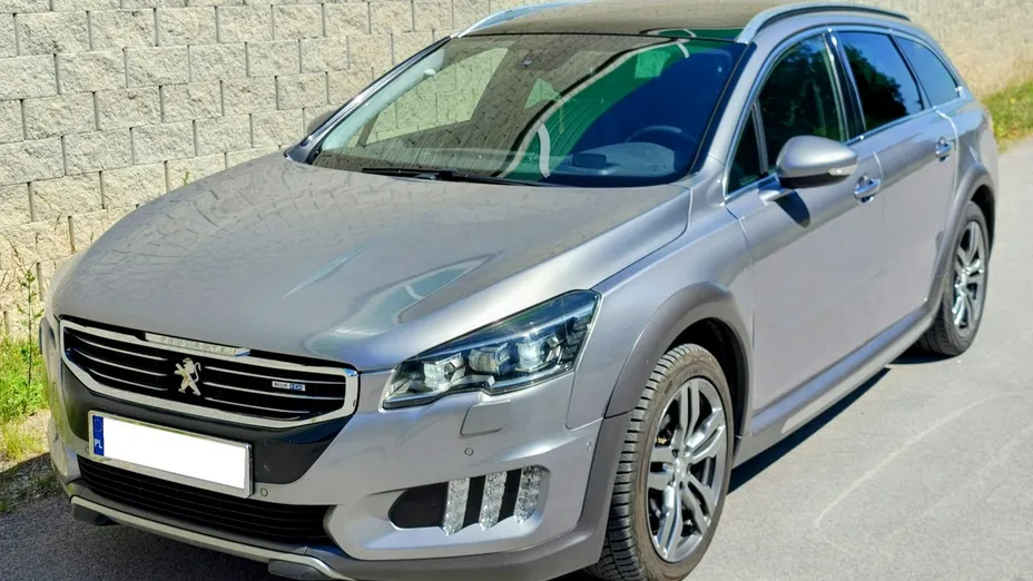 PEUGEOT 508 -