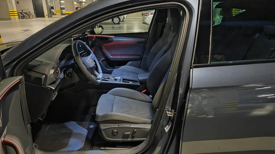 CUPRA Leon -