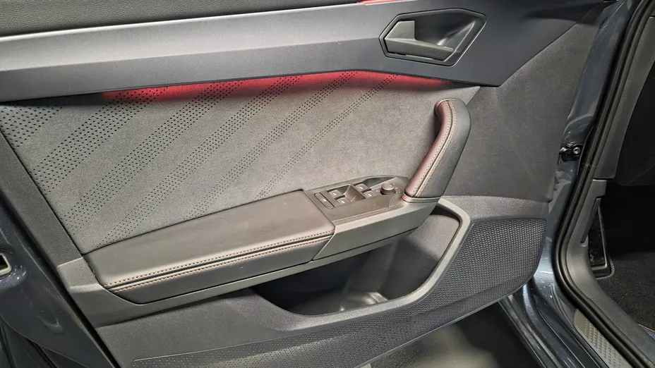 CUPRA Leon -
