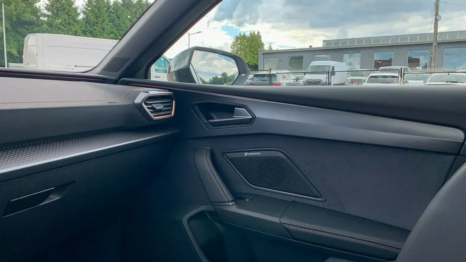 CUPRA Leon -