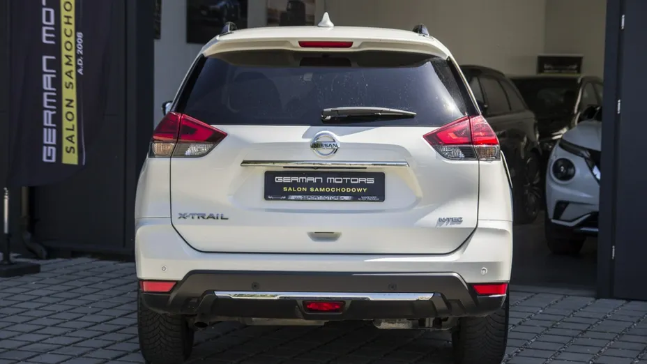 NISSAN X-Trail -