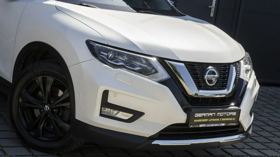 NISSAN X-Trail -
