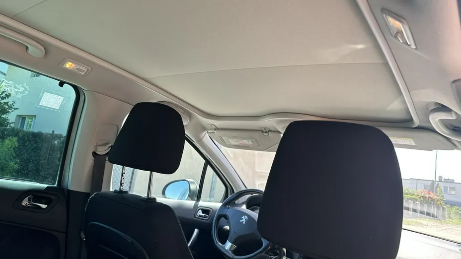 PEUGEOT 308 -