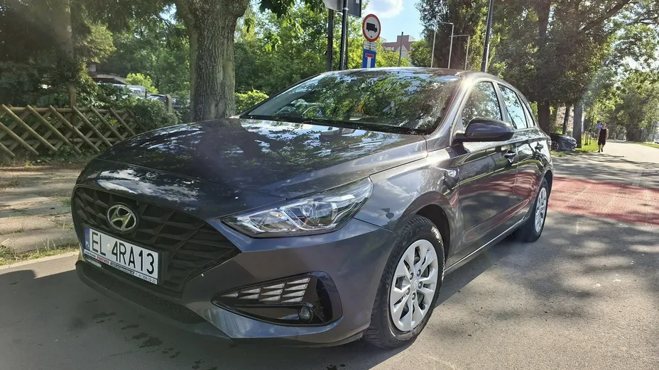 HYUNDAI i30 -