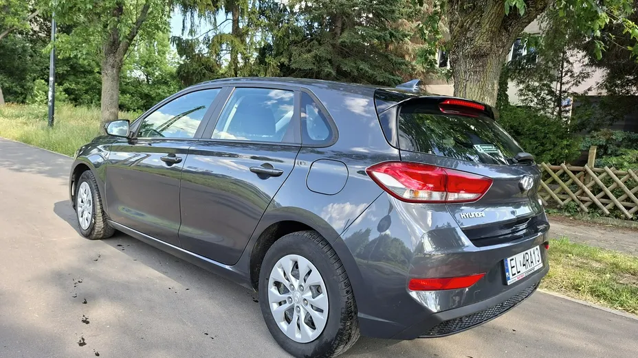 HYUNDAI i30 -