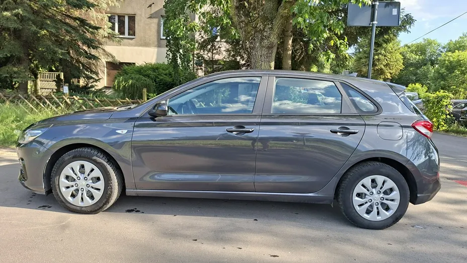 HYUNDAI i30 -