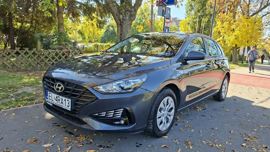 HYUNDAI i30 -