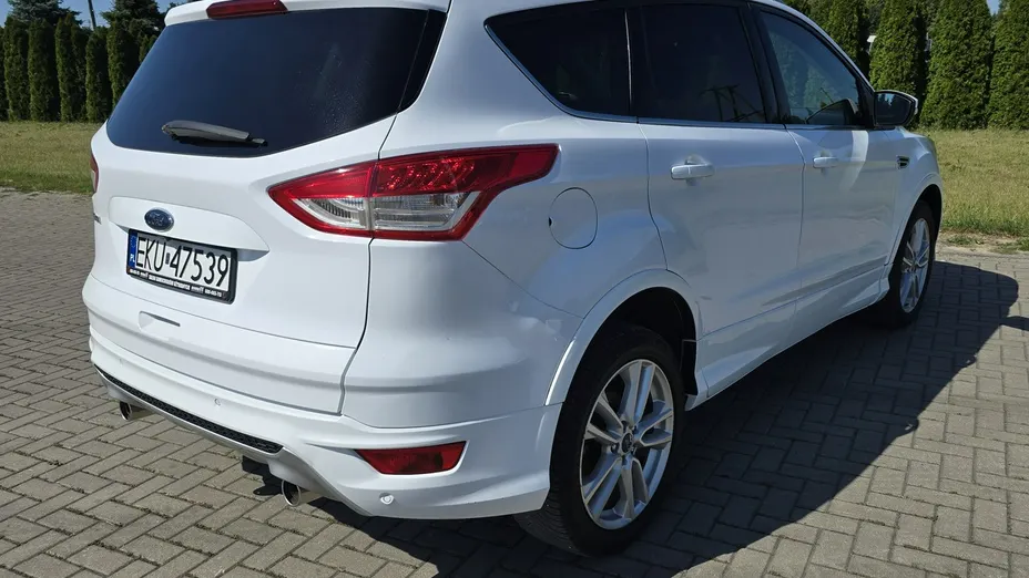 FORD Kuga -