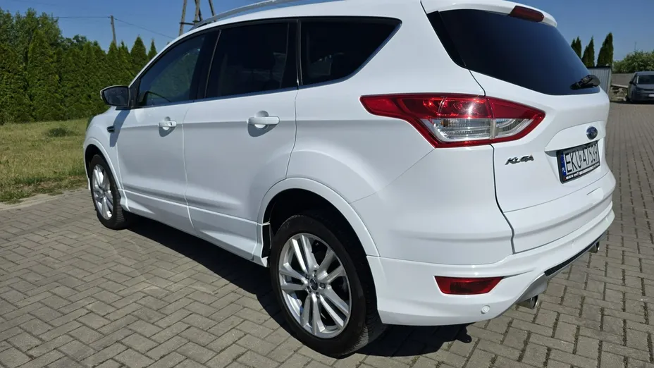 FORD Kuga -