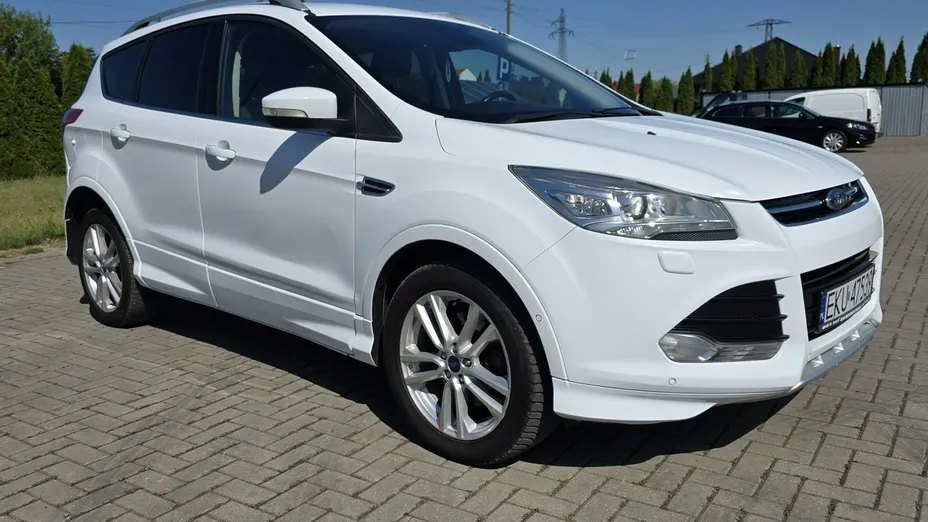 FORD Kuga -