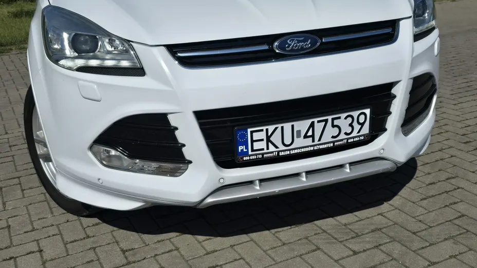 FORD Kuga -