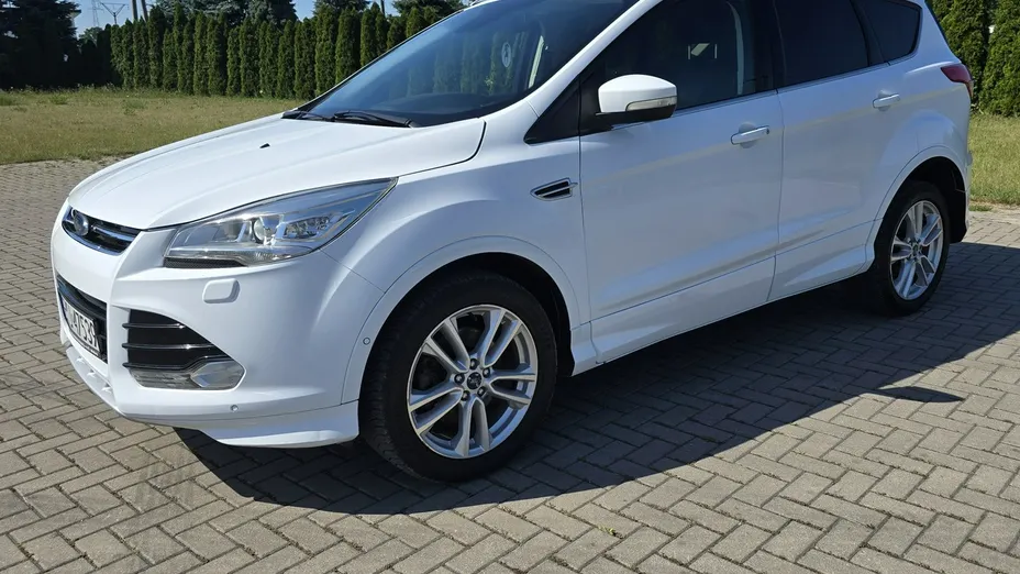 FORD Kuga -