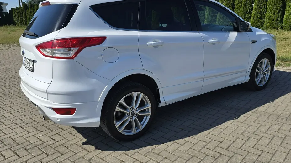 FORD Kuga -