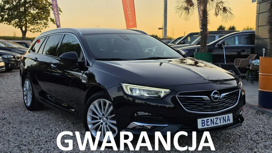 OPEL Insignia -