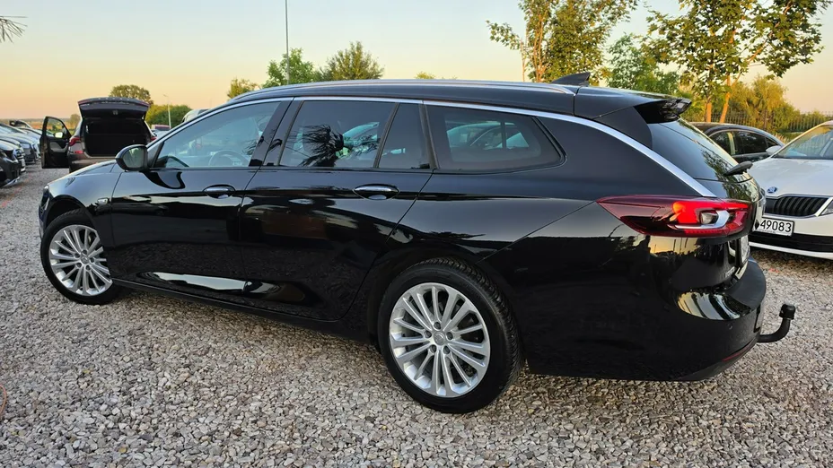 OPEL Insignia -