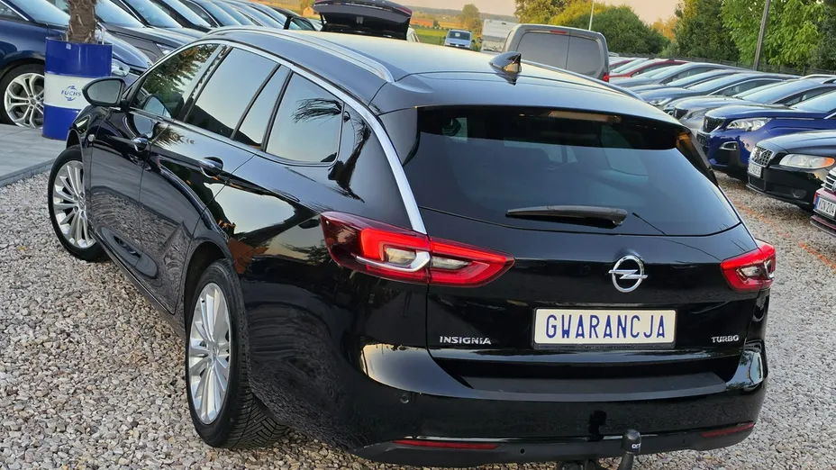 OPEL Insignia -