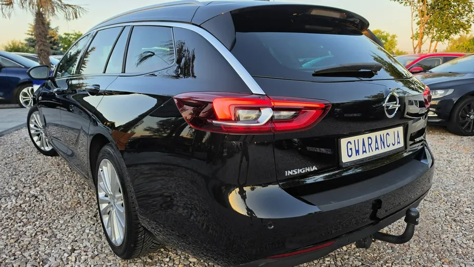 OPEL Insignia -