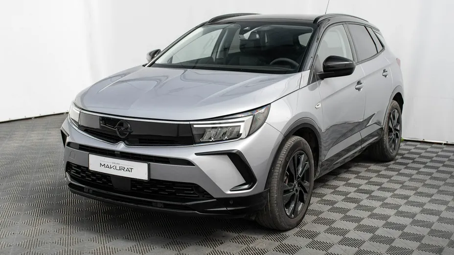 OPEL Grandland X -