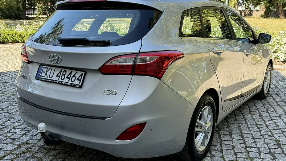HYUNDAI i30 -