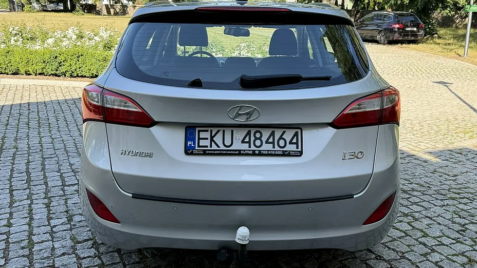 HYUNDAI i30 -