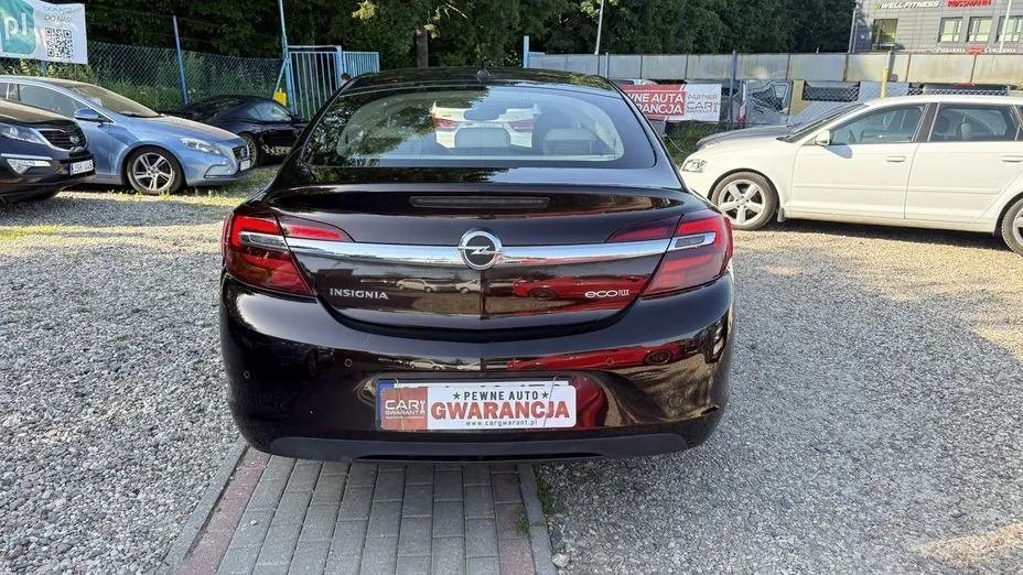 OPEL Insignia -