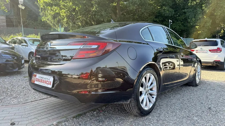 OPEL Insignia -