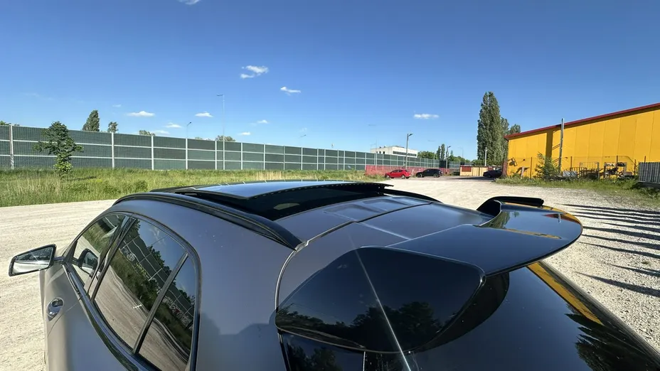 MERCEDES-BENZ GLA -