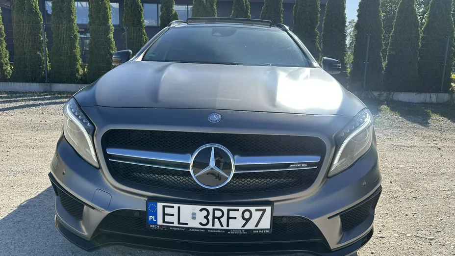 MERCEDES-BENZ GLA -