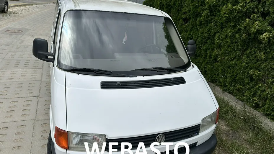 VOLKSWAGEN Transporter -