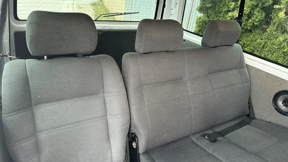 VOLKSWAGEN Transporter -