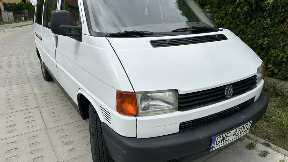 VOLKSWAGEN Transporter -