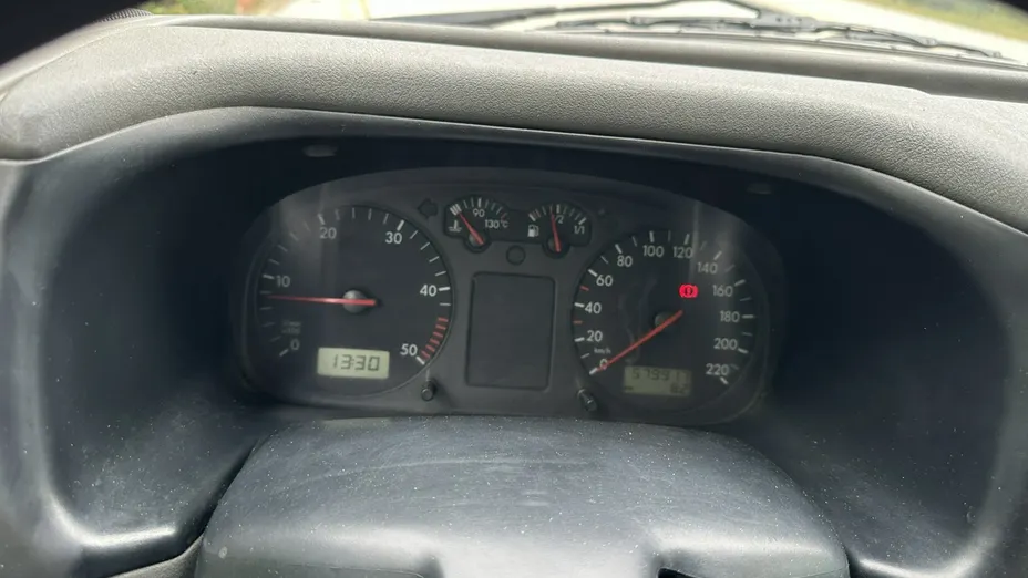 VOLKSWAGEN Transporter -