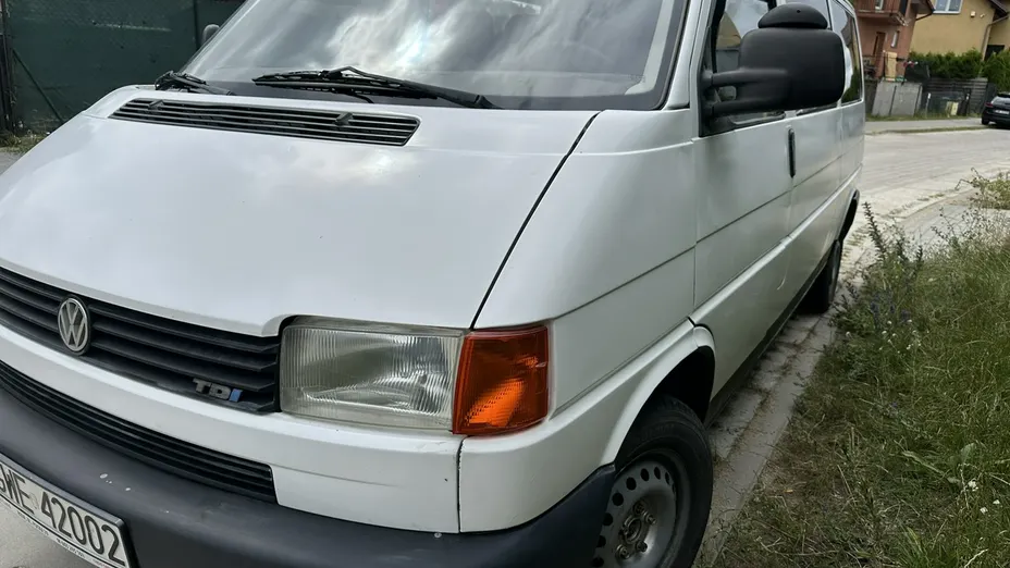 VOLKSWAGEN Transporter -