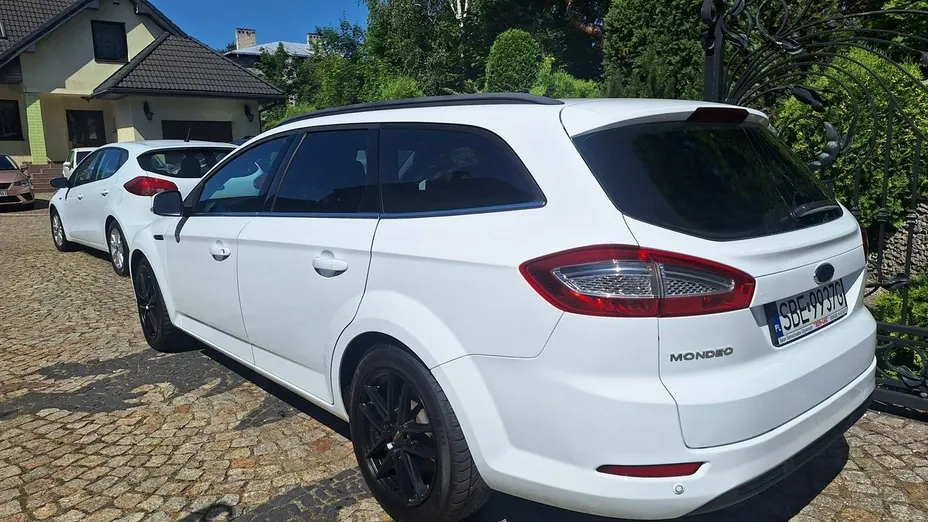 FORD Mondeo -