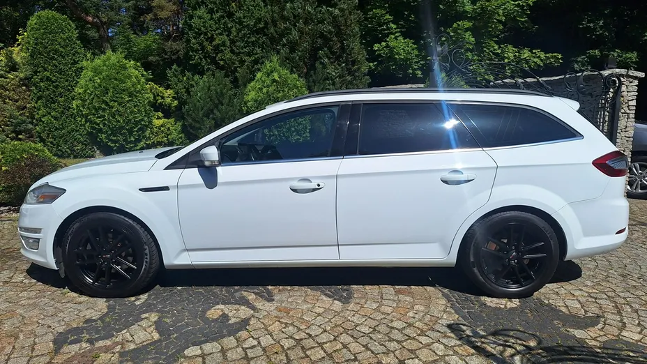 FORD Mondeo -
