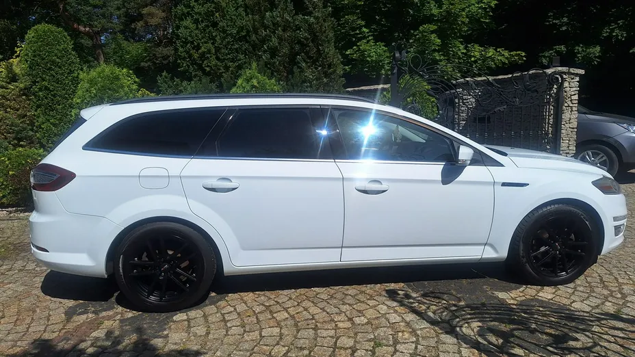 FORD Mondeo -