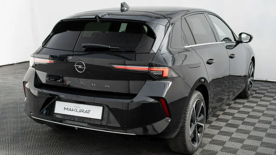 OPEL Astra -
