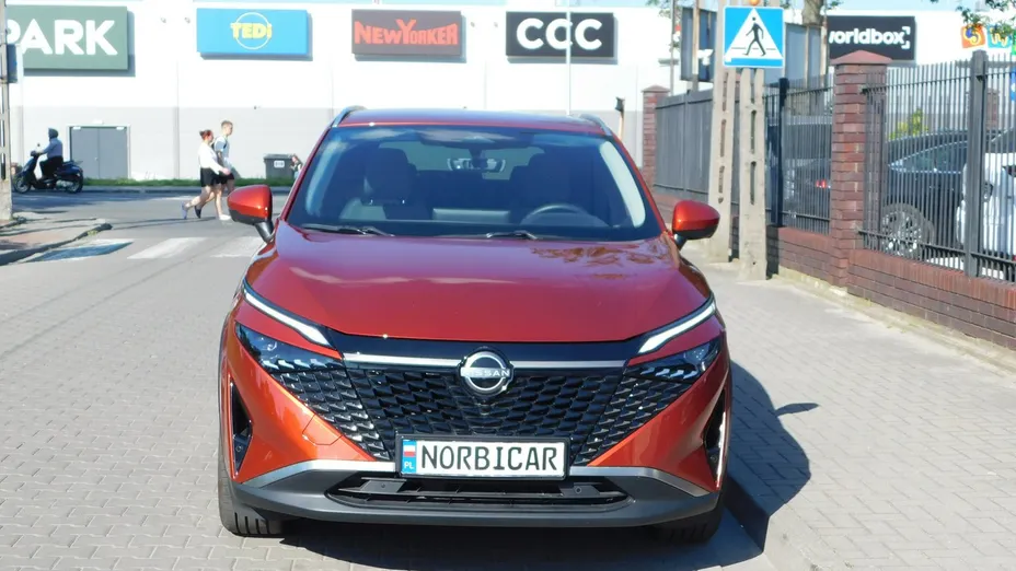 NISSAN Qashqai -