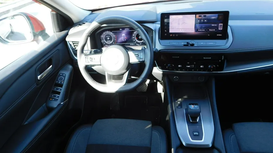 NISSAN Qashqai -