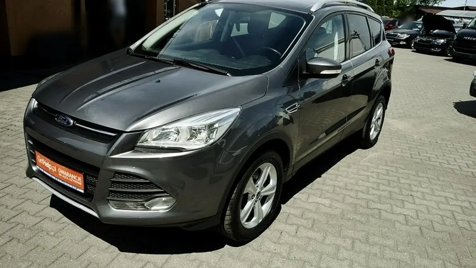 FORD Kuga -