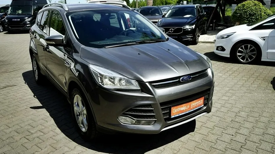 FORD Kuga -