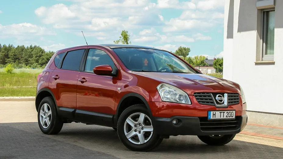 NISSAN Qashqai -