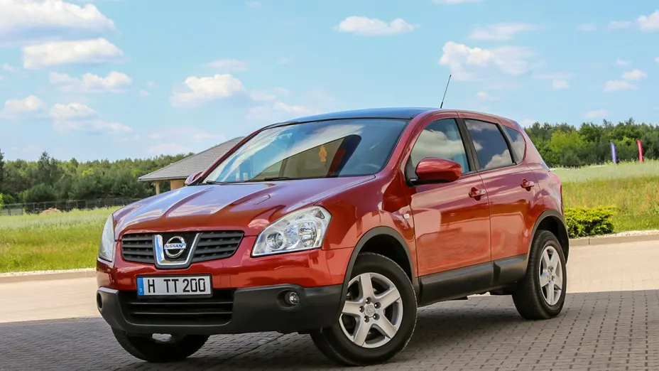 NISSAN Qashqai -