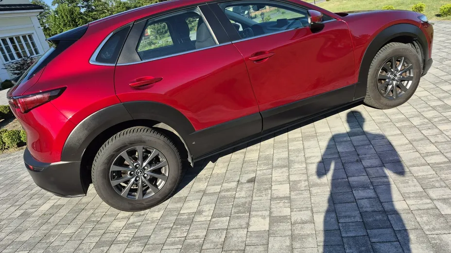 MAZDA CX-30 -