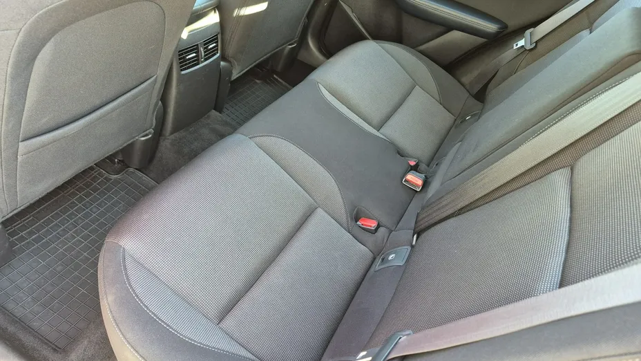 MAZDA CX-30 -
