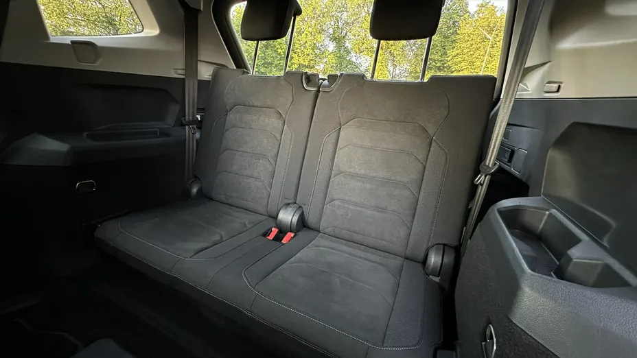 VOLKSWAGEN Tiguan Allspace -