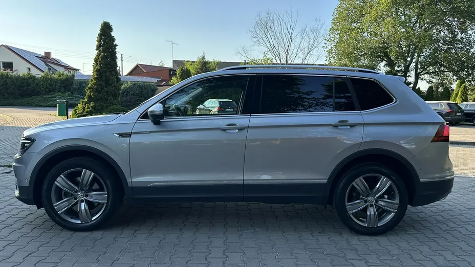 VOLKSWAGEN Tiguan Allspace -