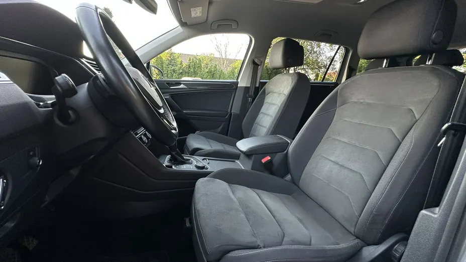VOLKSWAGEN Tiguan Allspace -