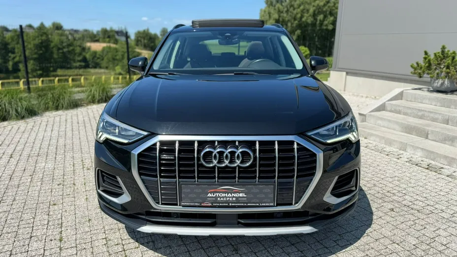 AUDI Q3 -