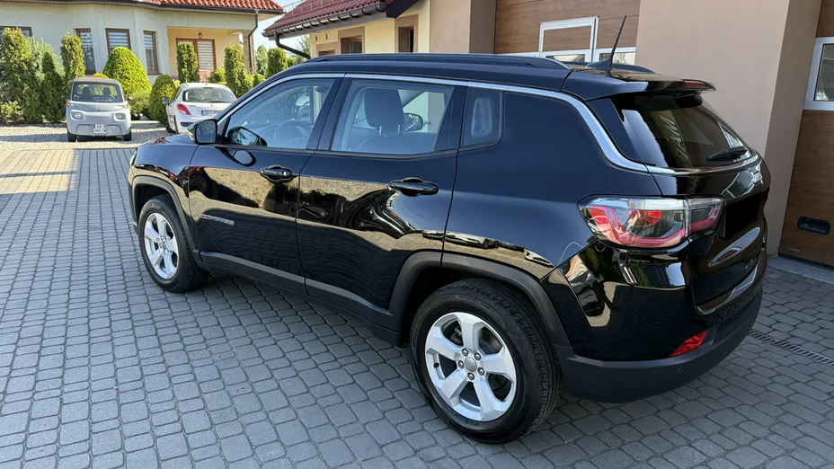 JEEP Compass -